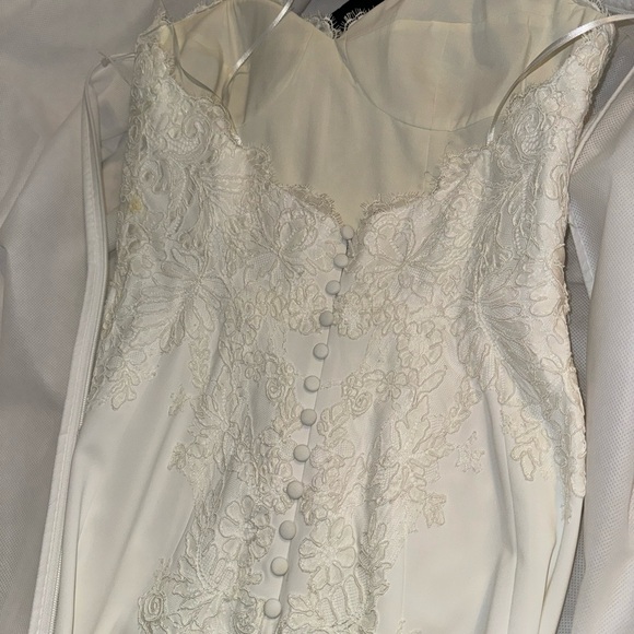 Liancarlo couture wedding dress - Picture 4 of 8